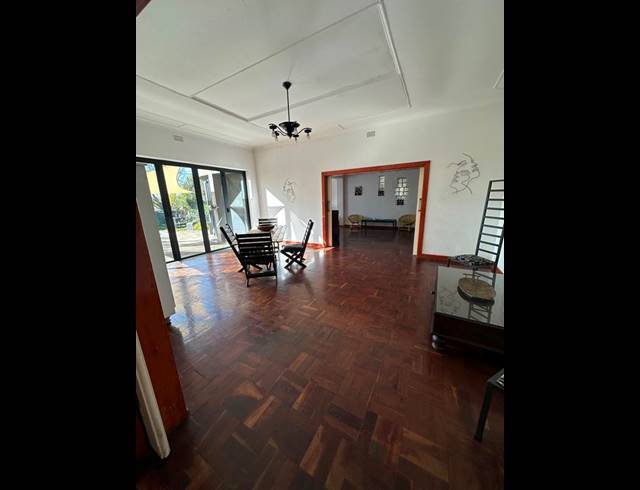 6 BEDROOM HOUSE FOR SALE IN SELECTION PARK